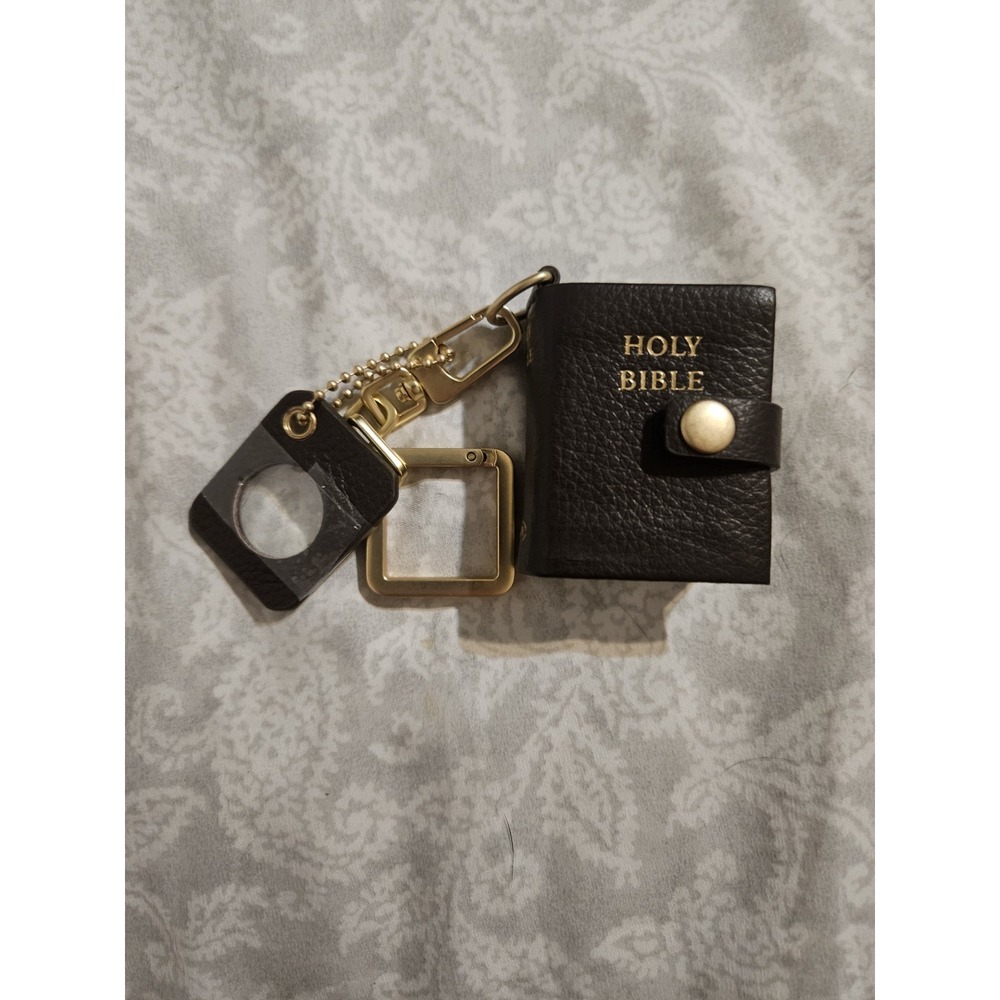 Authentic keote x Tiny Bibles Keychain Espresso Leather Comp Set with Magnifier